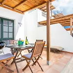 Ferienhaus Casa Lili - Shared Pool - Close To Seafront Promenade - Sea Views From Upper Terrace
