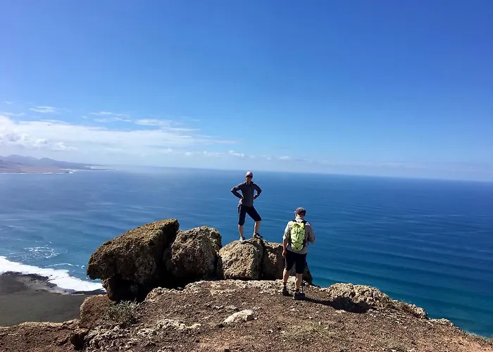 Casa Lili - Shared Pool - Close To Seafront Promenade - Sea Views From Upper Terrace Punta Mujeres