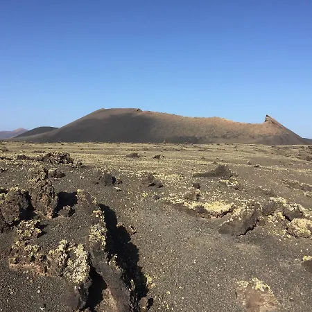 Casa Lili - Shared Pool - Close To Seafront Promenade - Sea Views From Upper Terrace