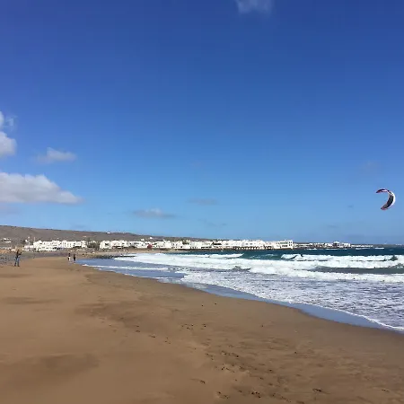 Casa de Férias Casa Lili - Shared Pool - Close To Seafront Promenade - Sea Views From Upper Terrace