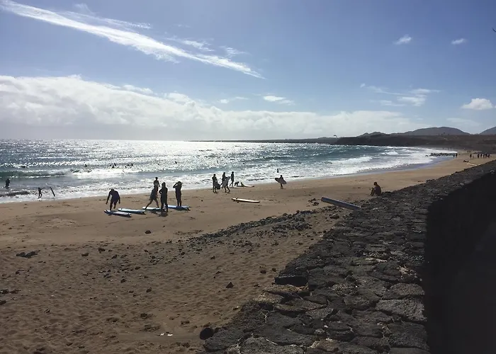 Casa Lili - Shared Pool - Close To Seafront Promenade - Sea Views From Upper Terrace Ferienhaus Punta Mujeres